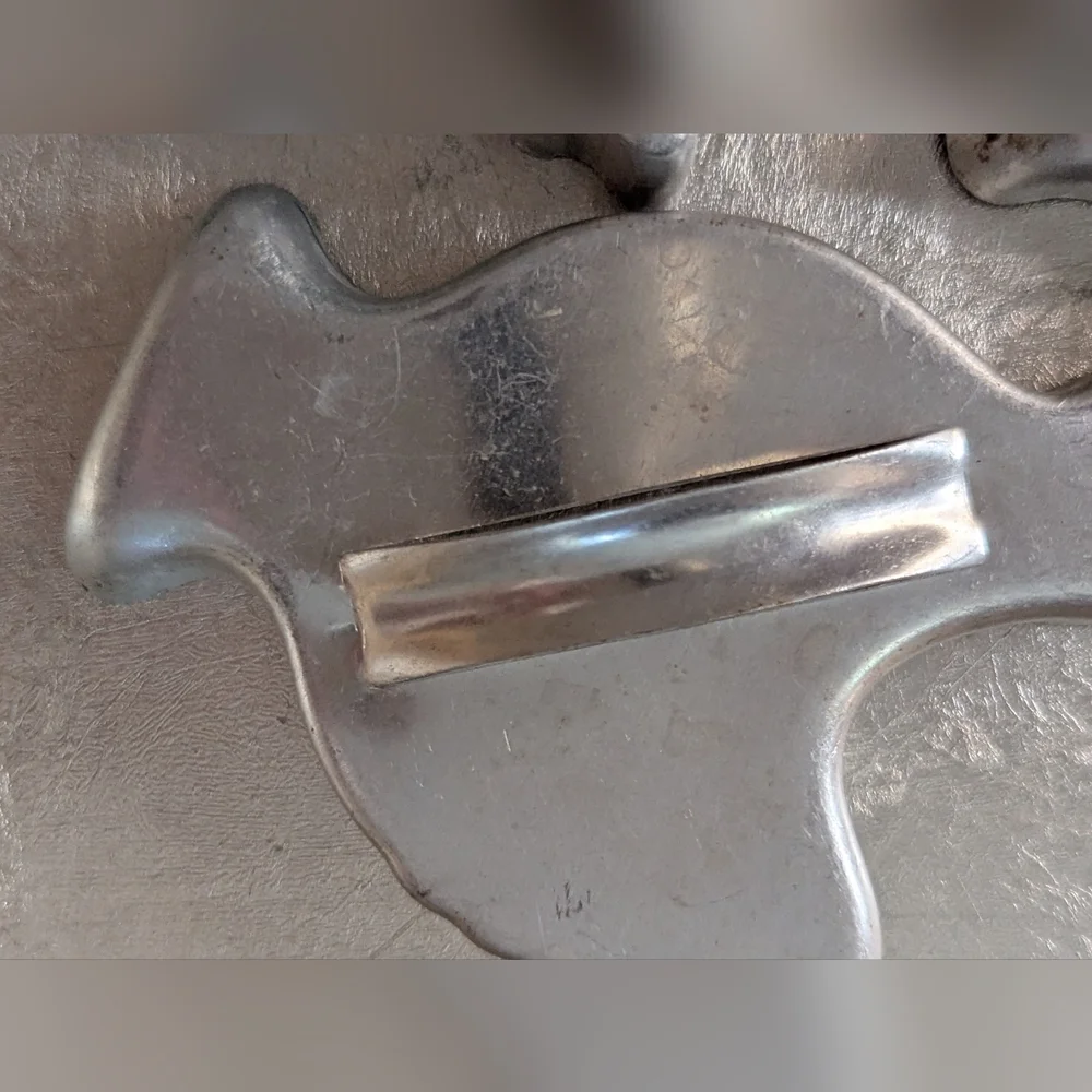 Vintage 3 Metal Cookie Cutters 2 Green Handles One Aluminum